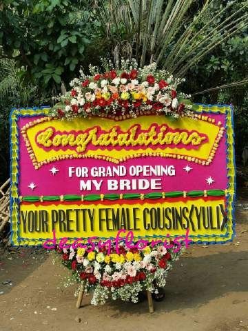 Papan bunga grand opening